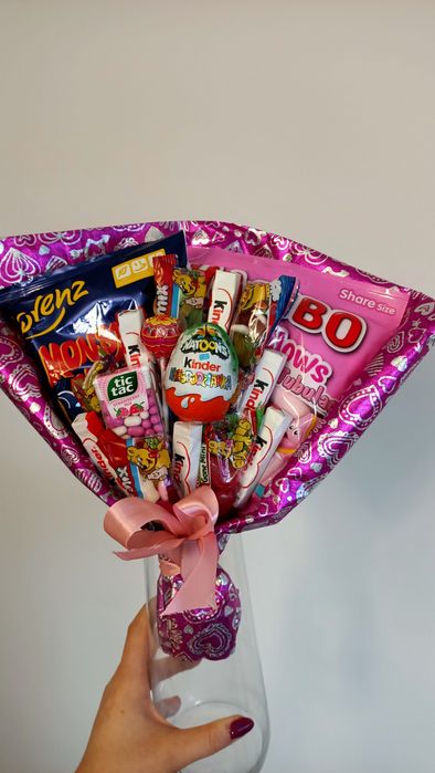 Tort ze słodyczy, słodkie boxy, bukiety słodkich lub słony