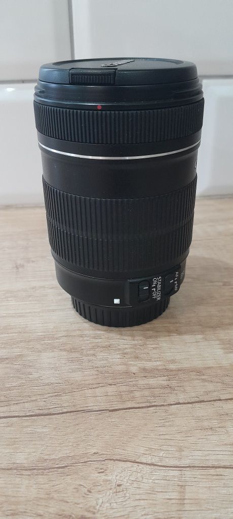Canona EF-S 18-135mm mm f/3.5-5.6 IS