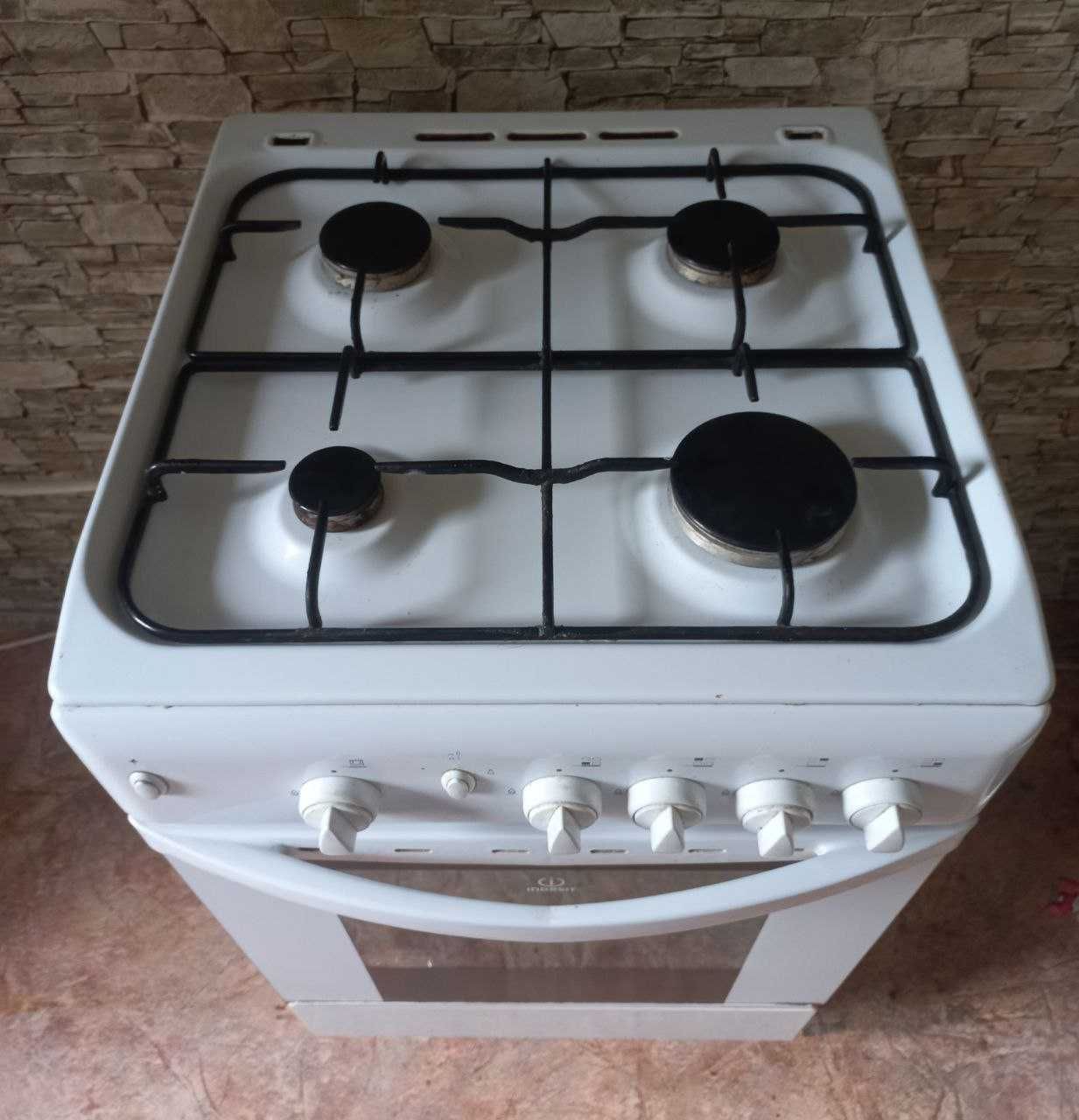 Indesit K1G21 газова плита