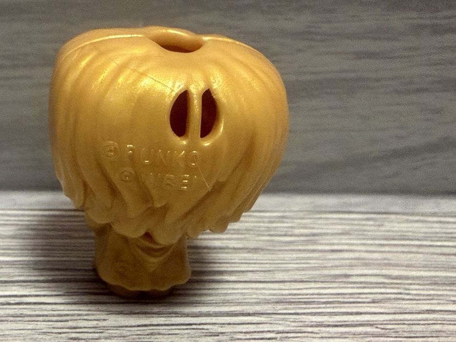 Золотий  Гарри  Поттер  з  кіндер джой