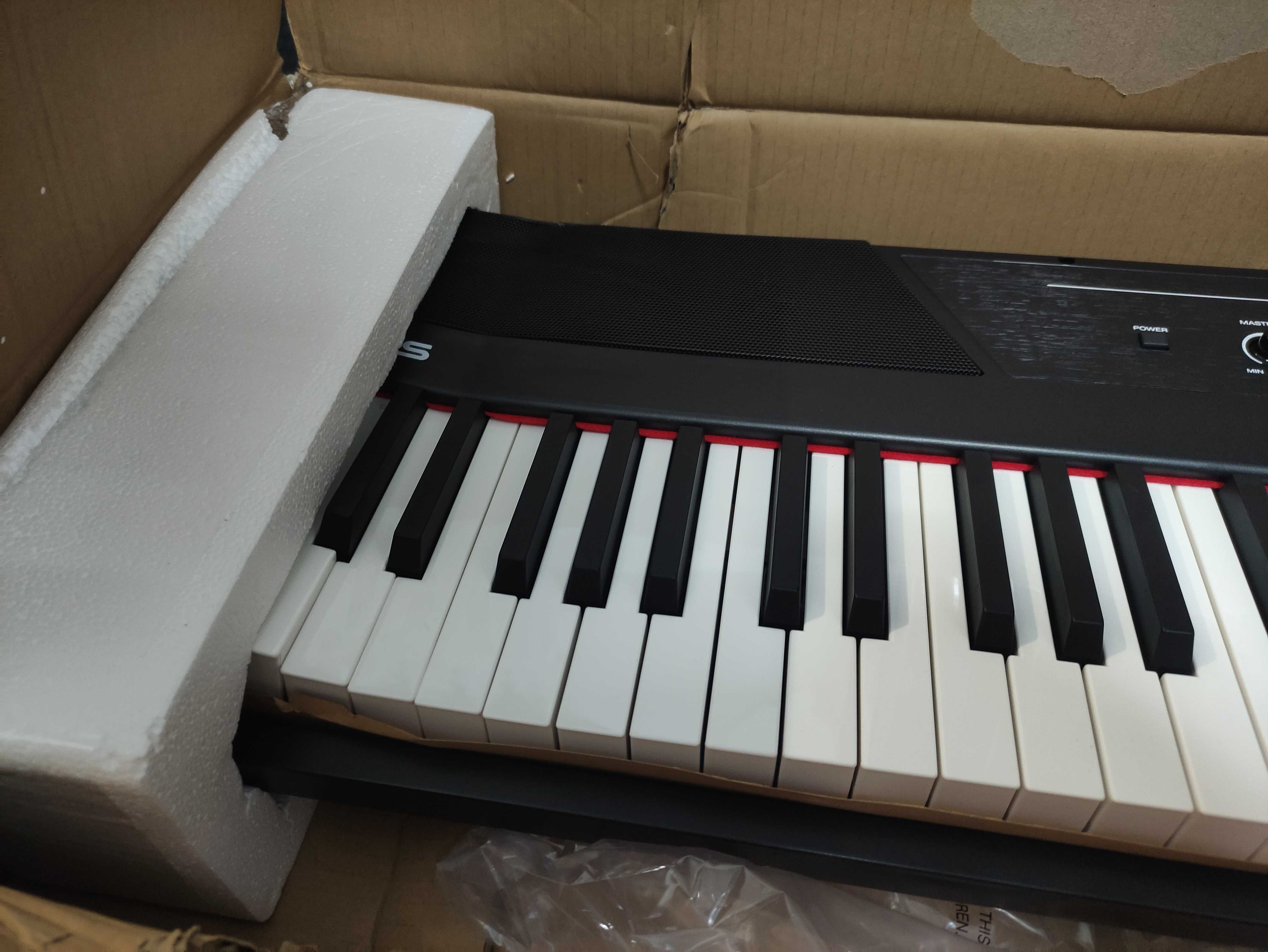 Alesis Recital 88-Key (Black) pianino elektryczne nowe z uszkodzeniem