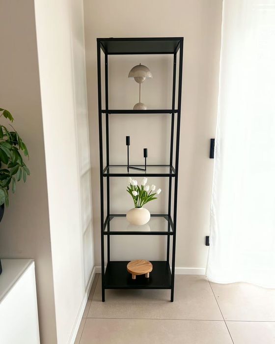 VITTSJÖ
Regał, czarnobrąz/szkło, 51x175 cm