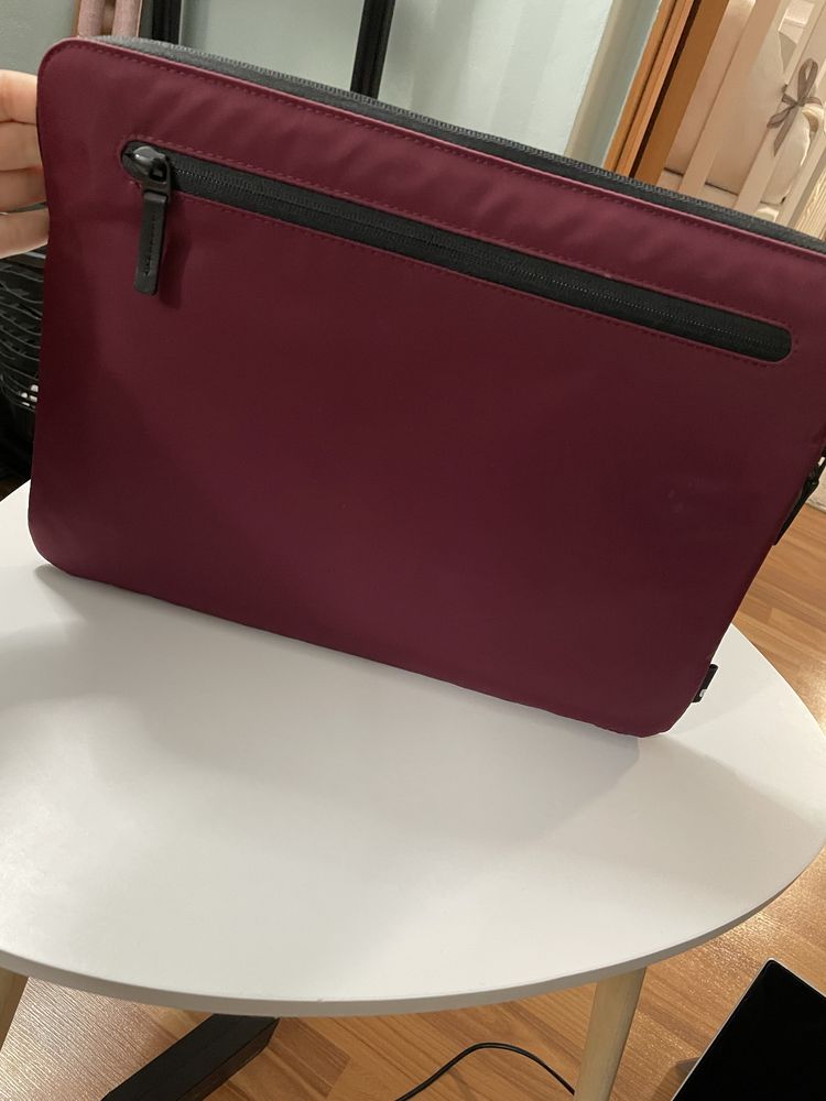 Microsoft Surface Pro 7  Intel Core i3-1005G1 , 4/128.