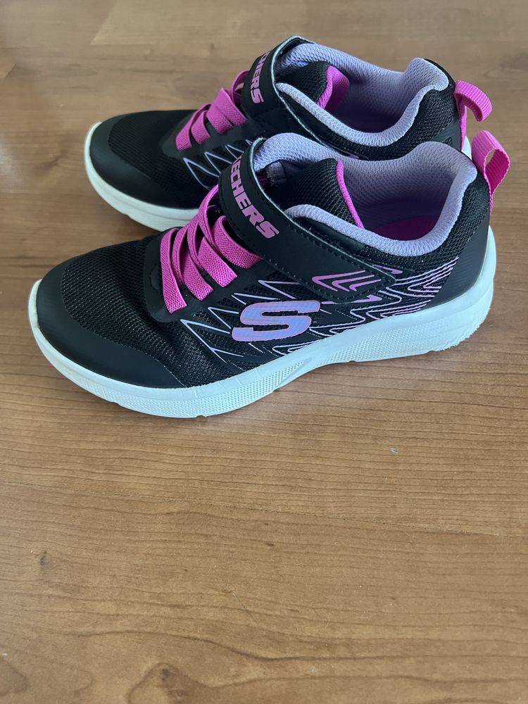 Кросівки Skechers для дівчинки, розмір 30 (19 см.)