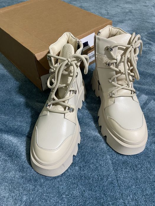 Ортопедичне взуття