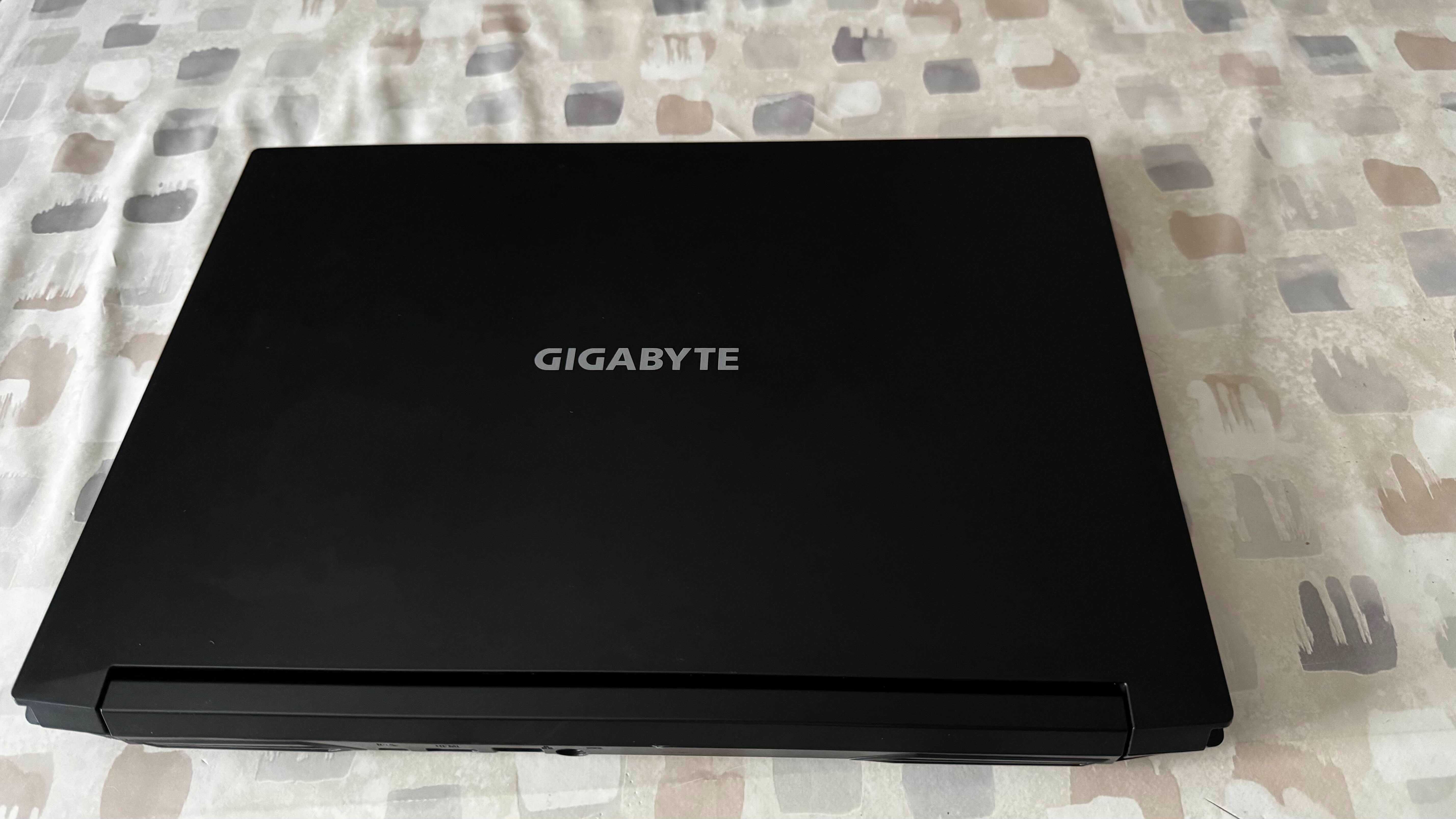 Portátil Gaming Gigabyte G5 KC