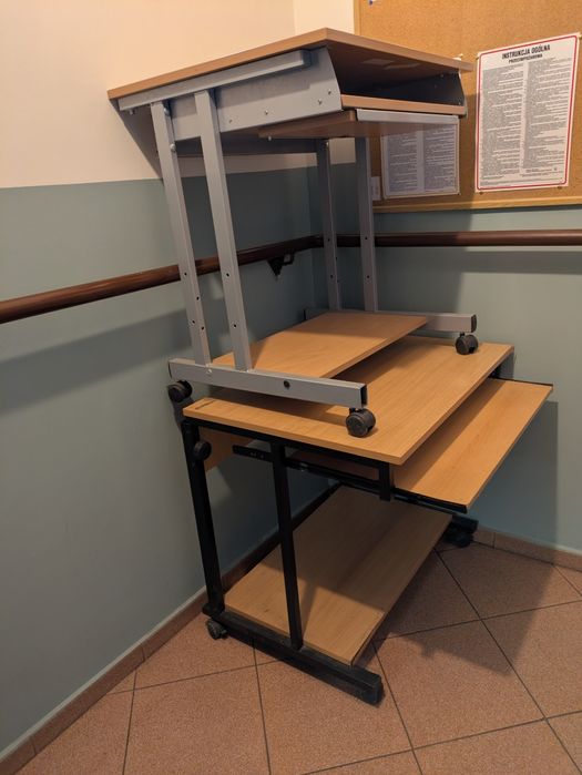 Stoliki pod komputer