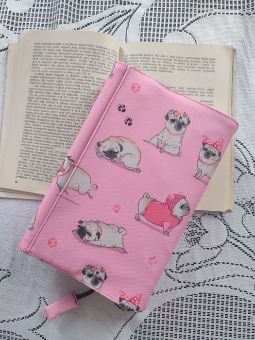 Otulacz, etui na książkę, kalendarz, notatnik.