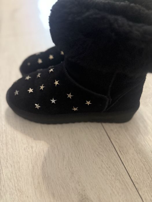 Угги для дівчинки