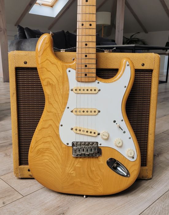 Fender Stratocaster Japan