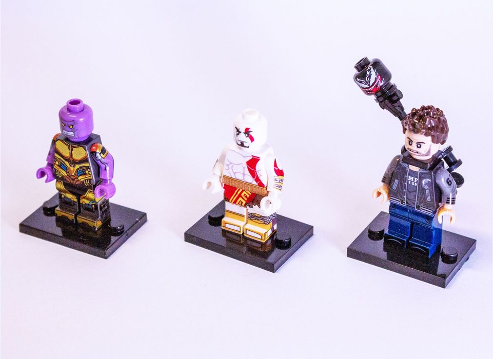 Мініфігурки сумісні з LEGO: герої MARVEL, Venom, God of War, Star Wars