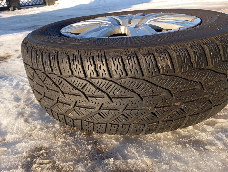 VW. Opony zimowe z felgami