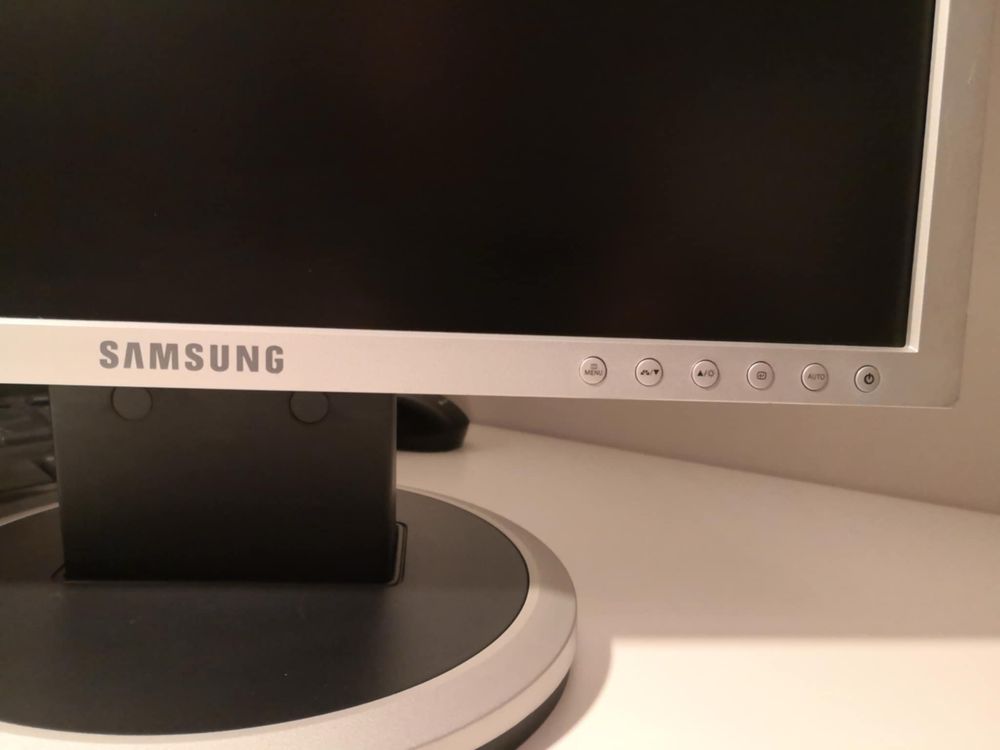 Monitor Samsung SyncMaster 940N