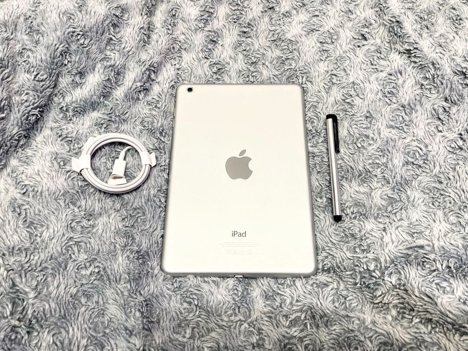 IPad Mini 1 (16 gb) wi-fi + стилус! A1432