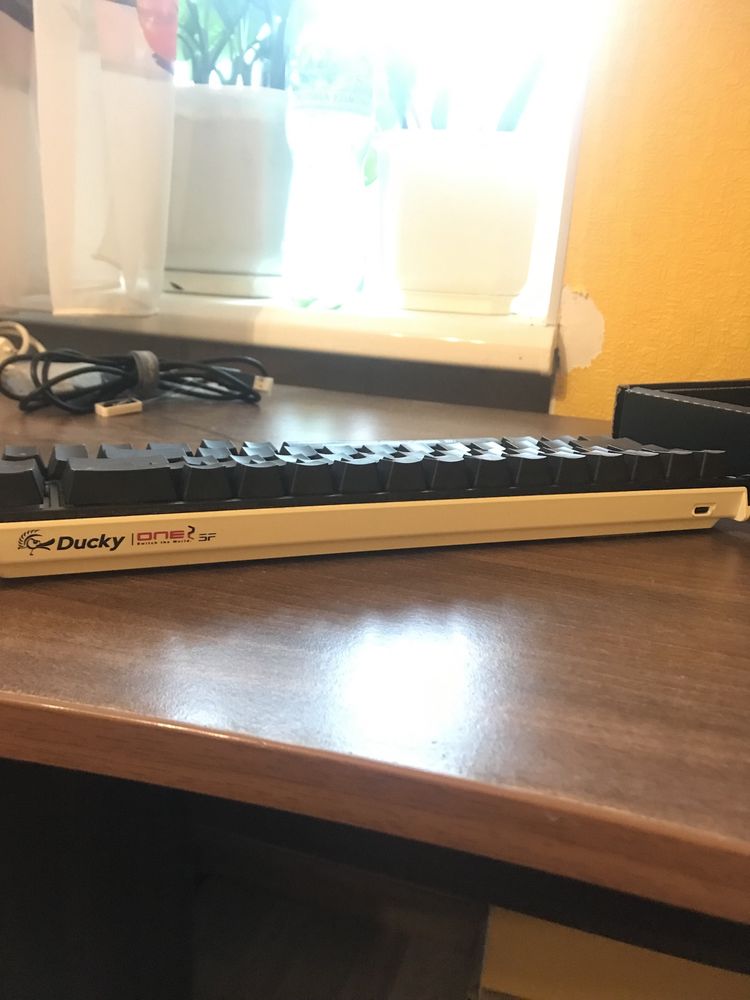 Ducky sf one 2 клавиатура