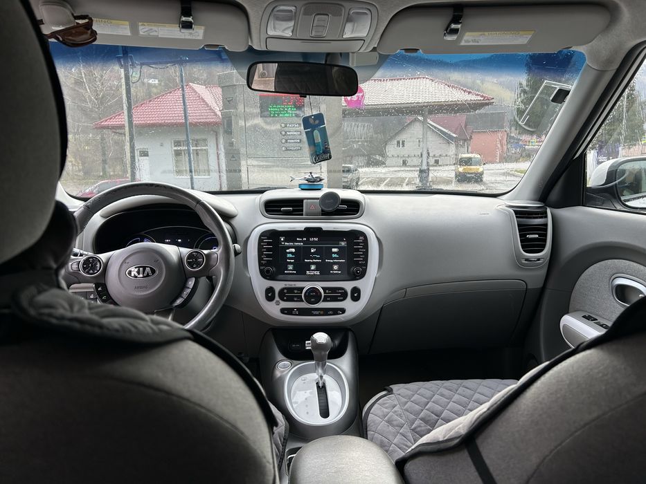 KIA Soul EV 2015 року