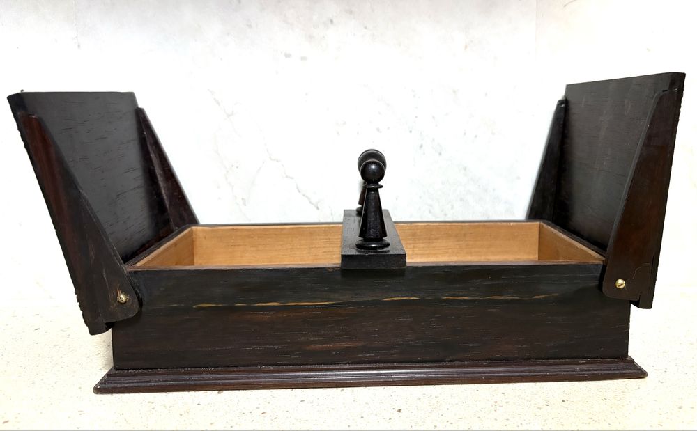 antiga caixa em pau santo brasonada em prata portuguesa contrastada