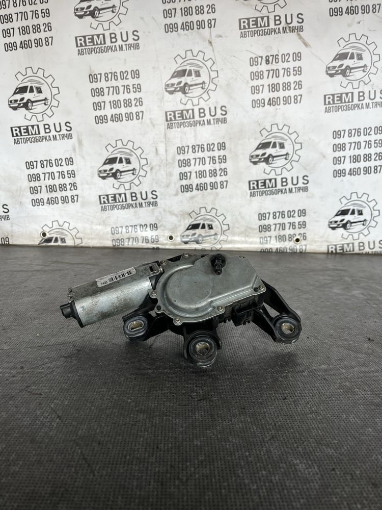 Моторчик заднього склоочисника VW Golf 4, Passat B5, Skoda Fabia