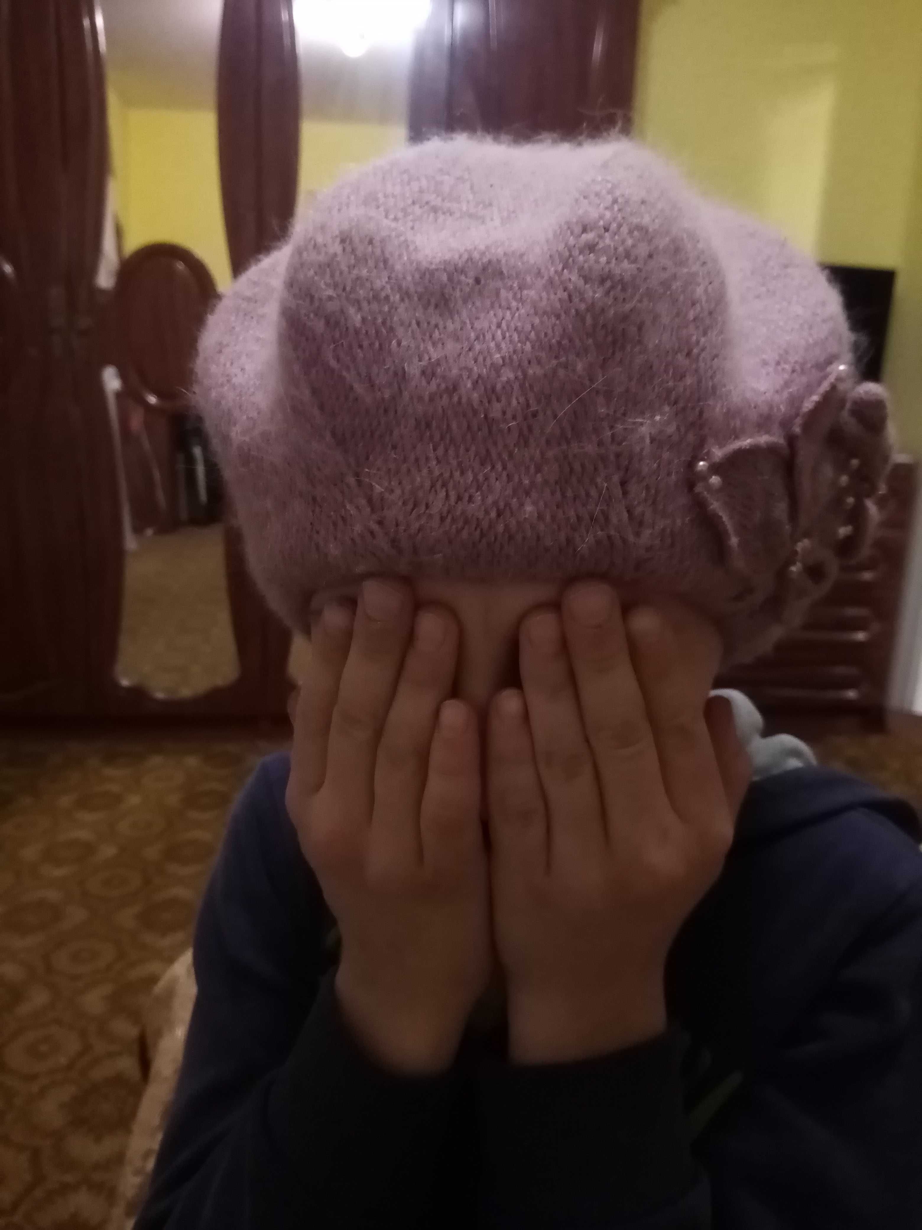 Зимовий берет, шапка жіноча