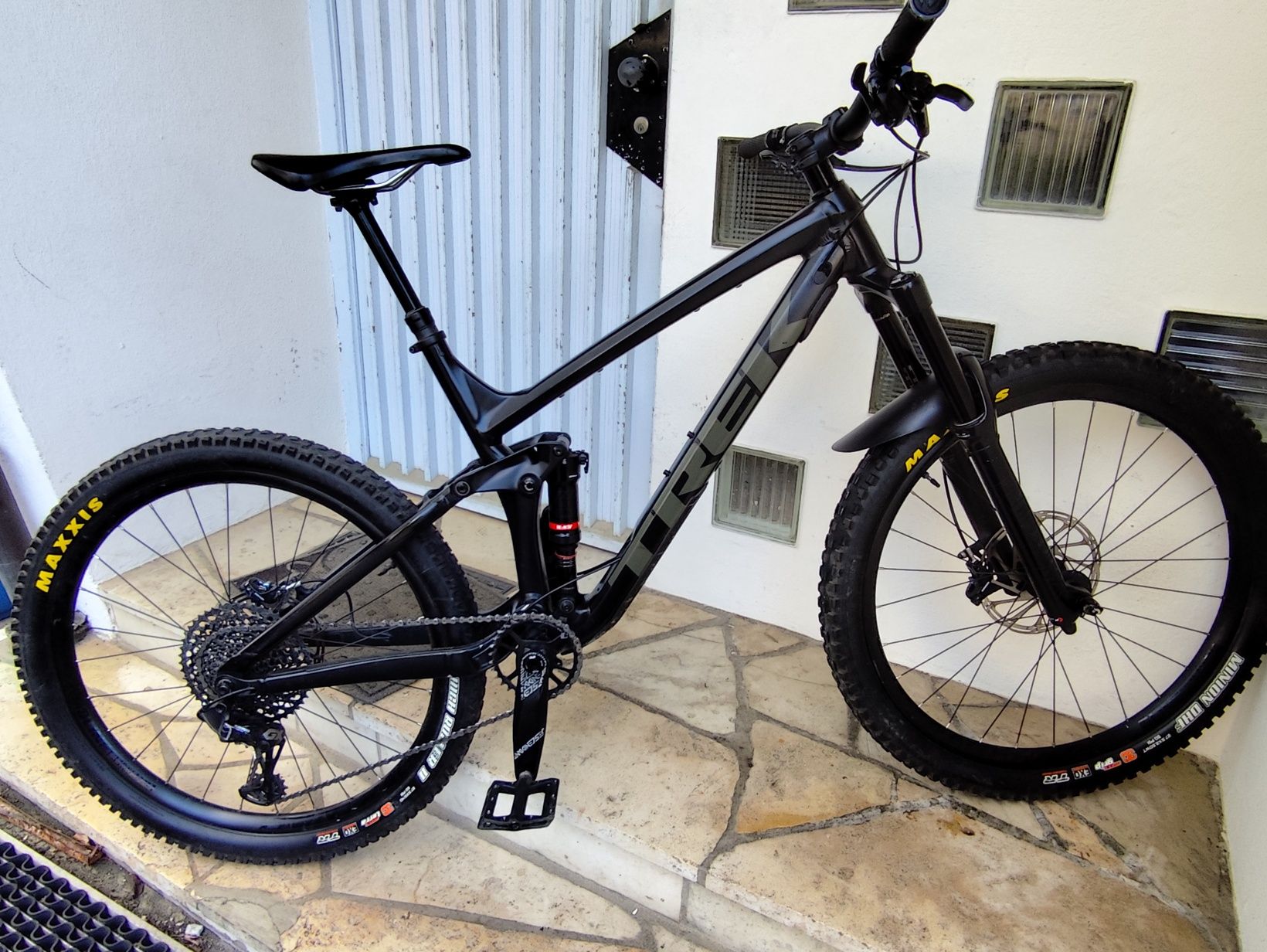 Trek Remedy 8 Rama L 2019