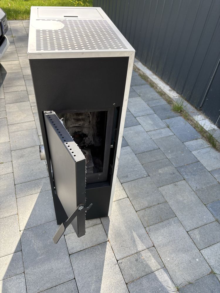 Kominek na pellet Artek mini 5 Kw plus moduł Wi-Fu