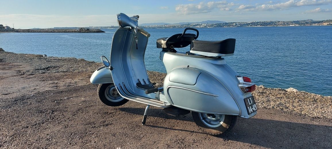 Vespa VBB 150 restaurada