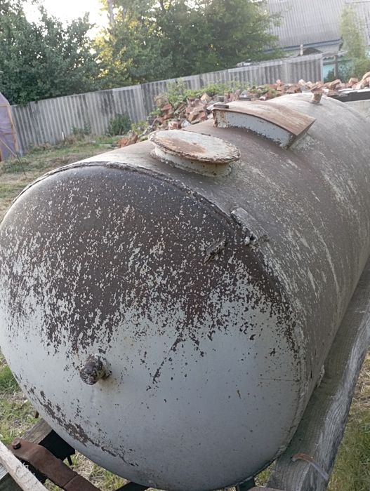 Продам бочку 800 літрів