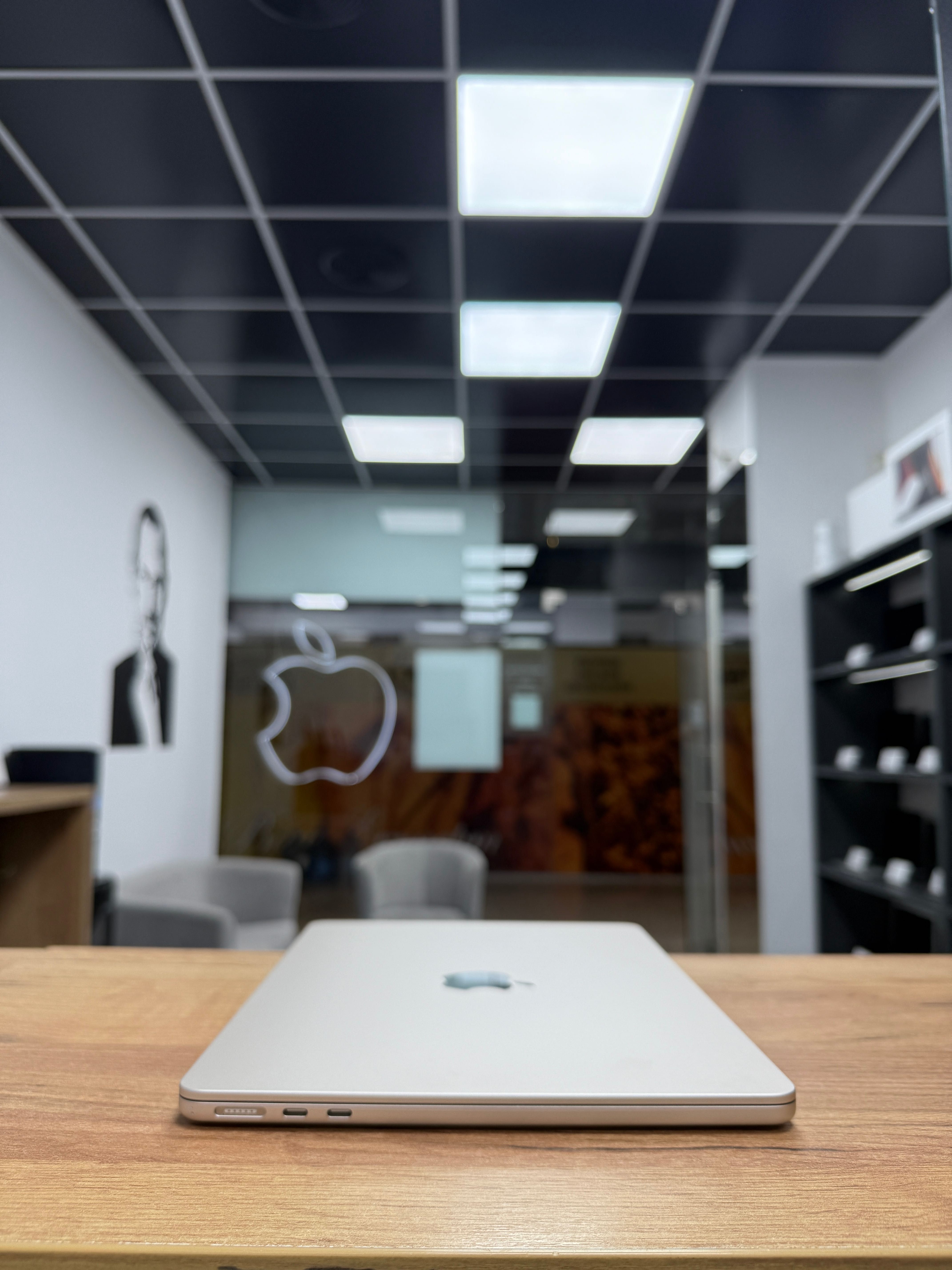 MacBook Air 2023 (M3/8gb/512 ssd) офіційна гарантія . 51473SV