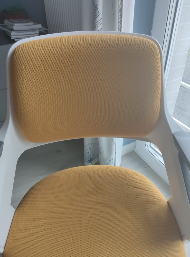 Krzesło dla dzieci ergonomiczne rookee