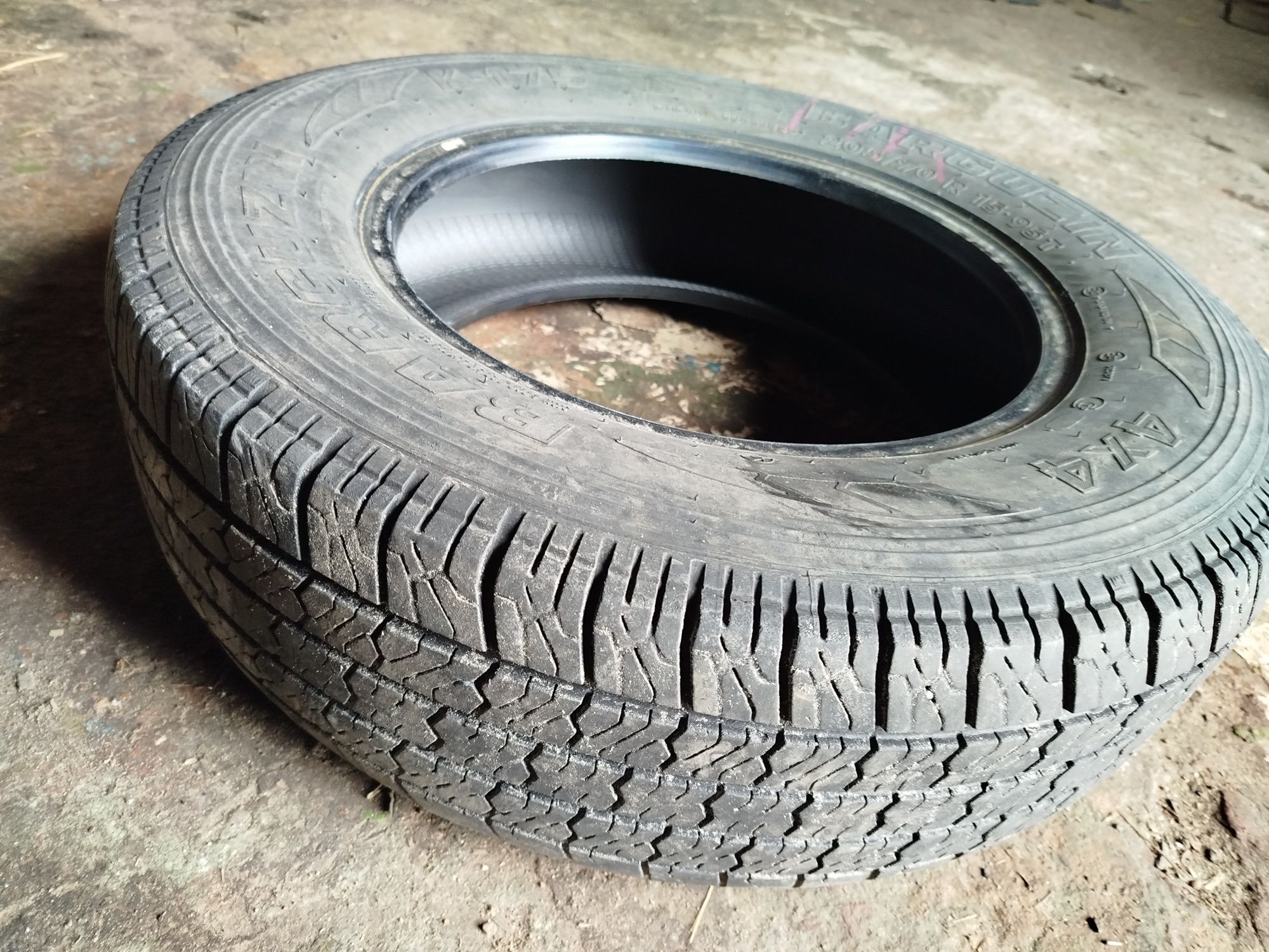 Гума 205/70 R15 95T