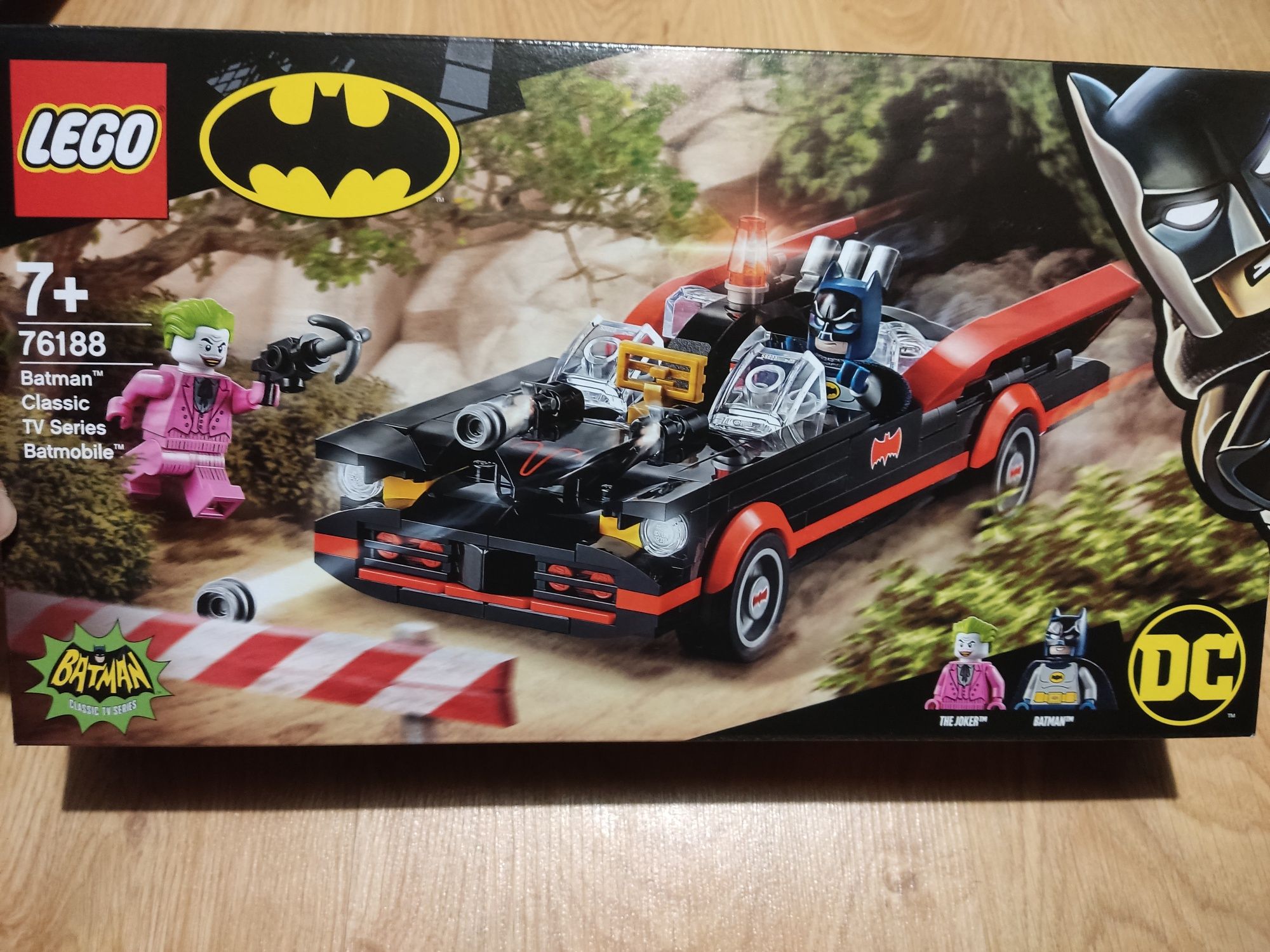 LEGO DC Super Heroes - 76188 - Klasyczny serial TV Batman - Batmobil