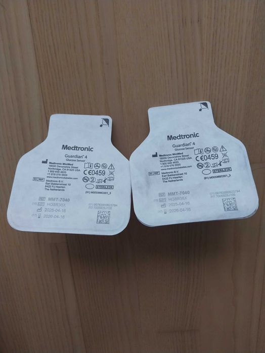 2 x Sensor Guardian 4 Medtronic + plasty