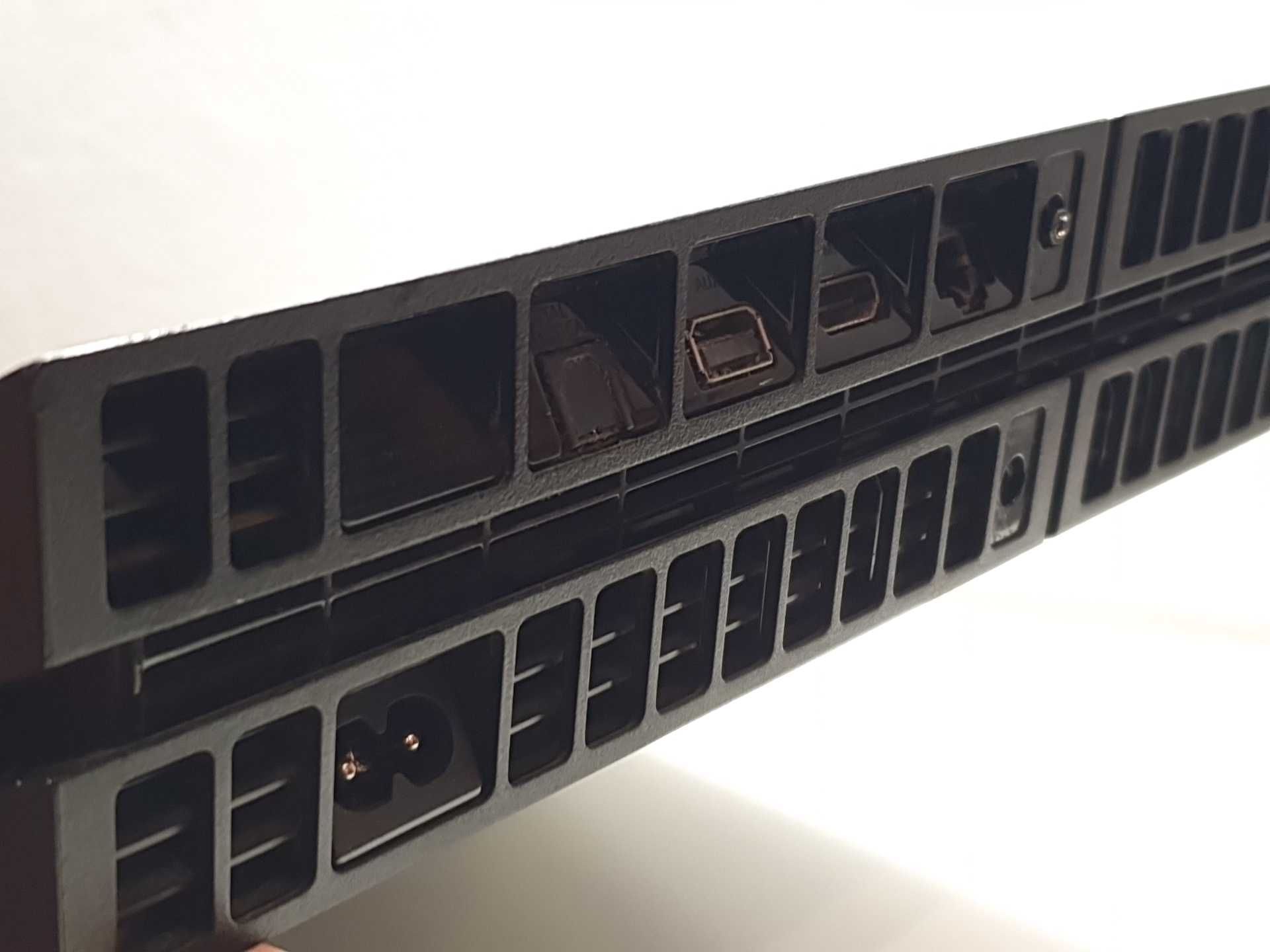 Konsola do gier PlayStation 4 1TB Sk