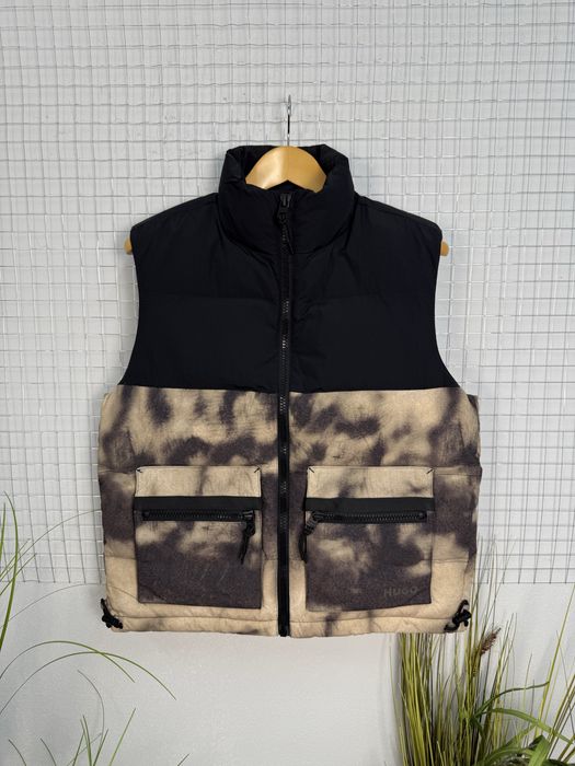 Оригінальна жилетка Hugo Boss