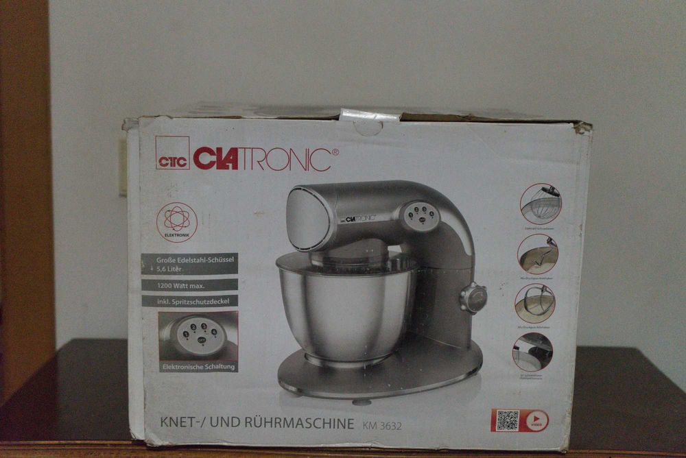 Robot de cozinha Clatronic KM 3632 – Pouquíssimo uso!