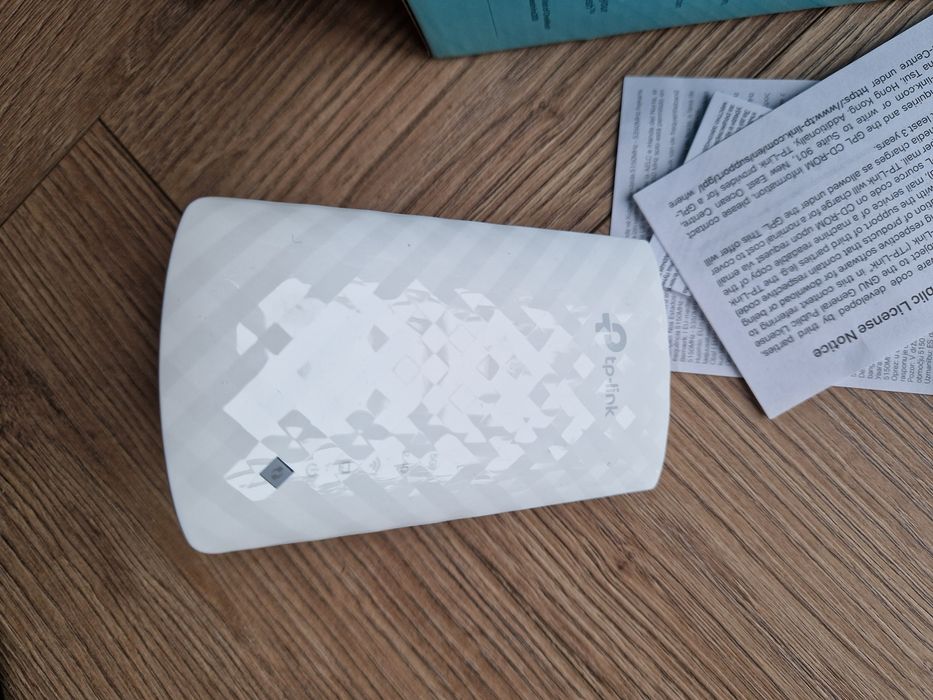 Wzmacniacz sieci TP Link RE200