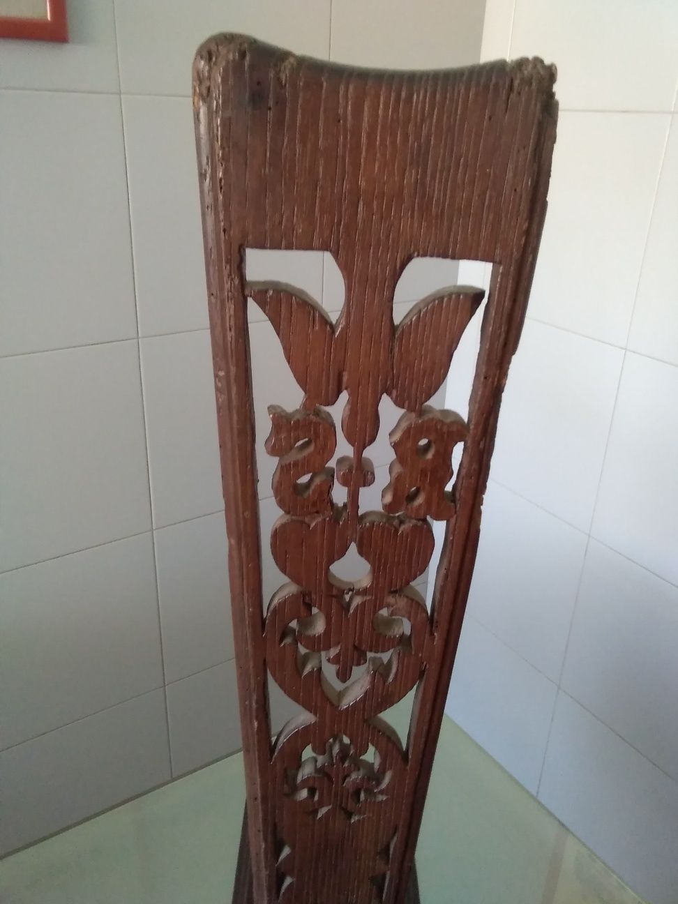 Espedaladouro. Com monograma .
