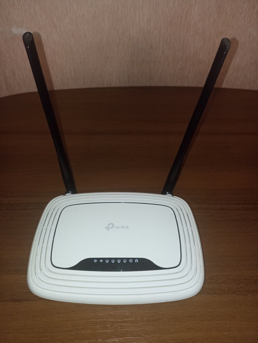 Роутер TP Link модель TL-WR 841N