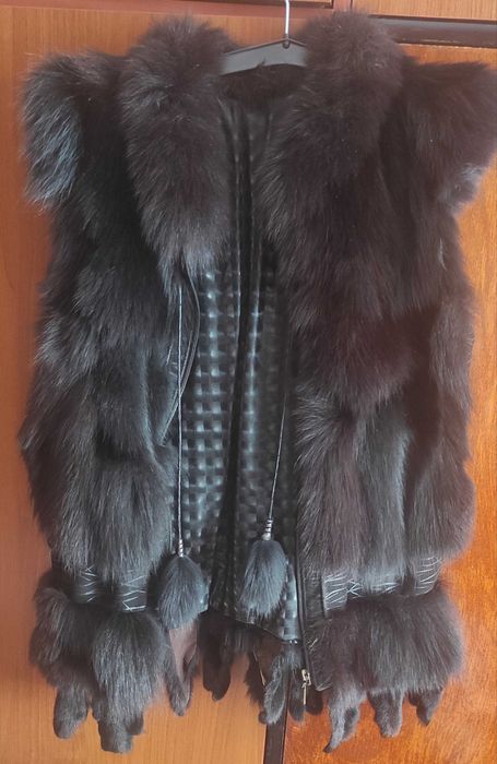 Меховой жилет женский б/у