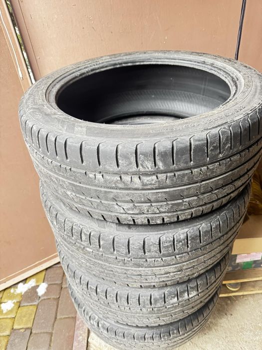 Літні шини резина R20 255 45 Marshal колеса