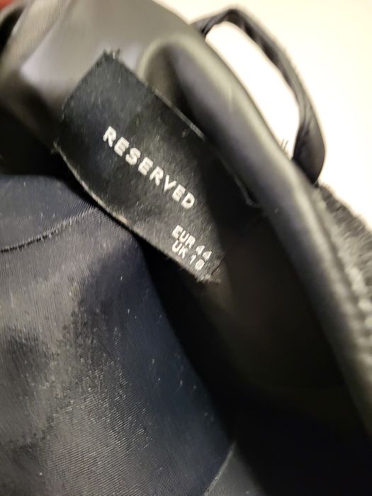 Futerko płaszczyk Reserved 44 czarne