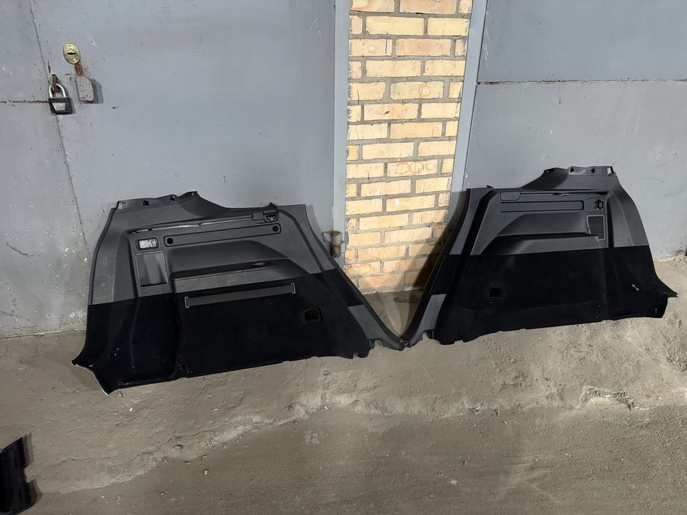 Обшивка багажника VW TOURAN III 5TA867034