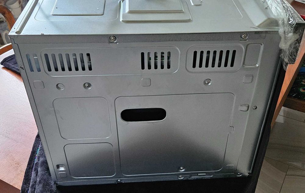 kuchenka mikrofalowa do zabudowy Samsung NQ50K3130BB