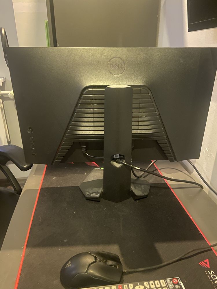 Monitor 24cale DELL (144hz, 1ms)