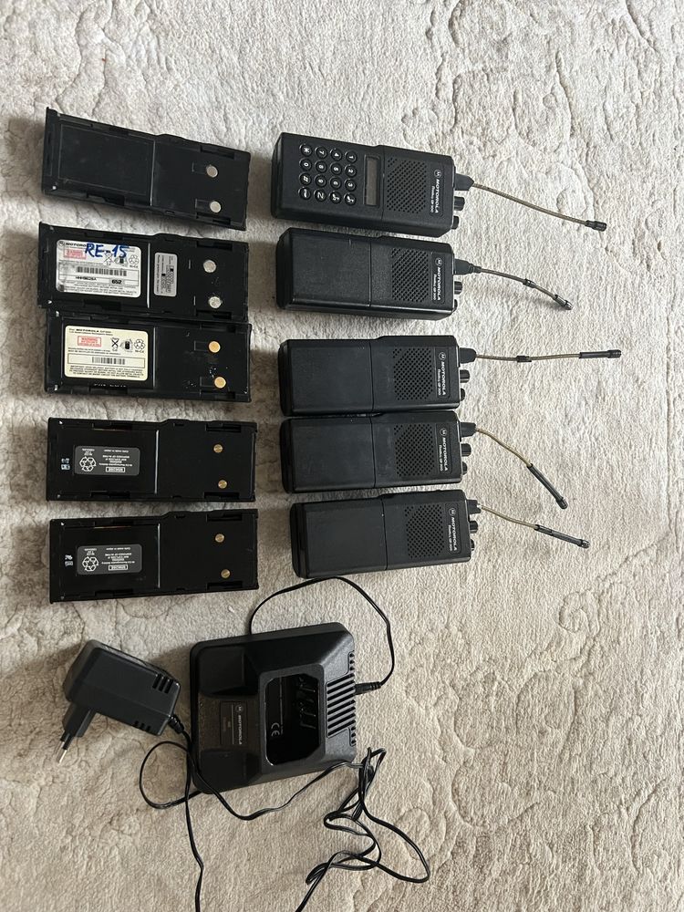 5 x Radiotelefon Motorola GP300