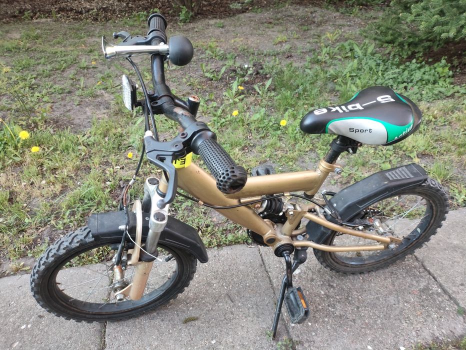 Rower dla chłopca 3-6 lat. 16 cali. Boczne kółka w zestawie.