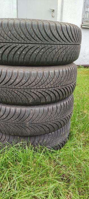Opony zimowe z 2017r 5mm 185/65/15 Goodyear 8N6
