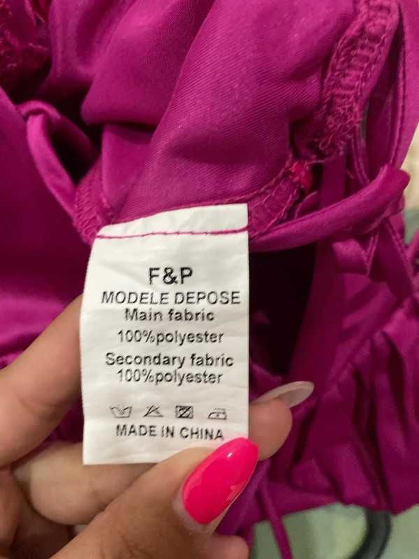 vestido rosa fúcsia de cerimónia