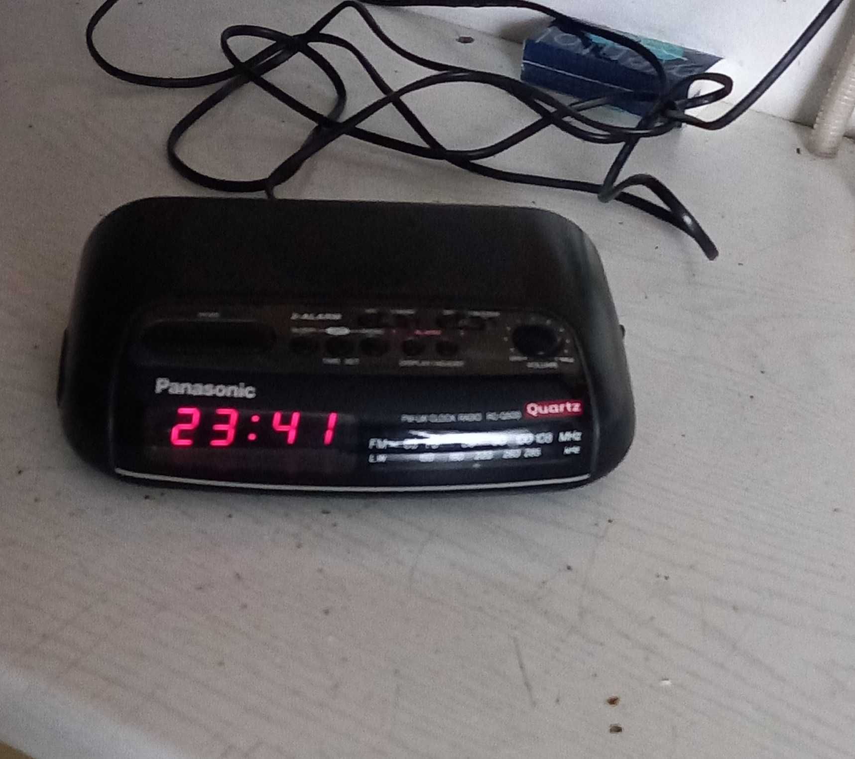Zegar elektroniczny budzik radio Panasonic