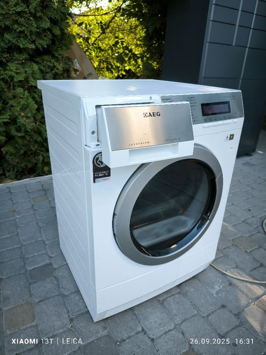 Сушильна машина AEG 8 kg тепловий насос